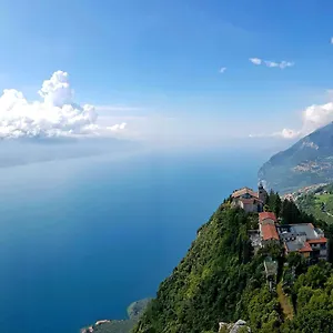 Benaco La Portella By Gardadomusmea , Tignale Włochy